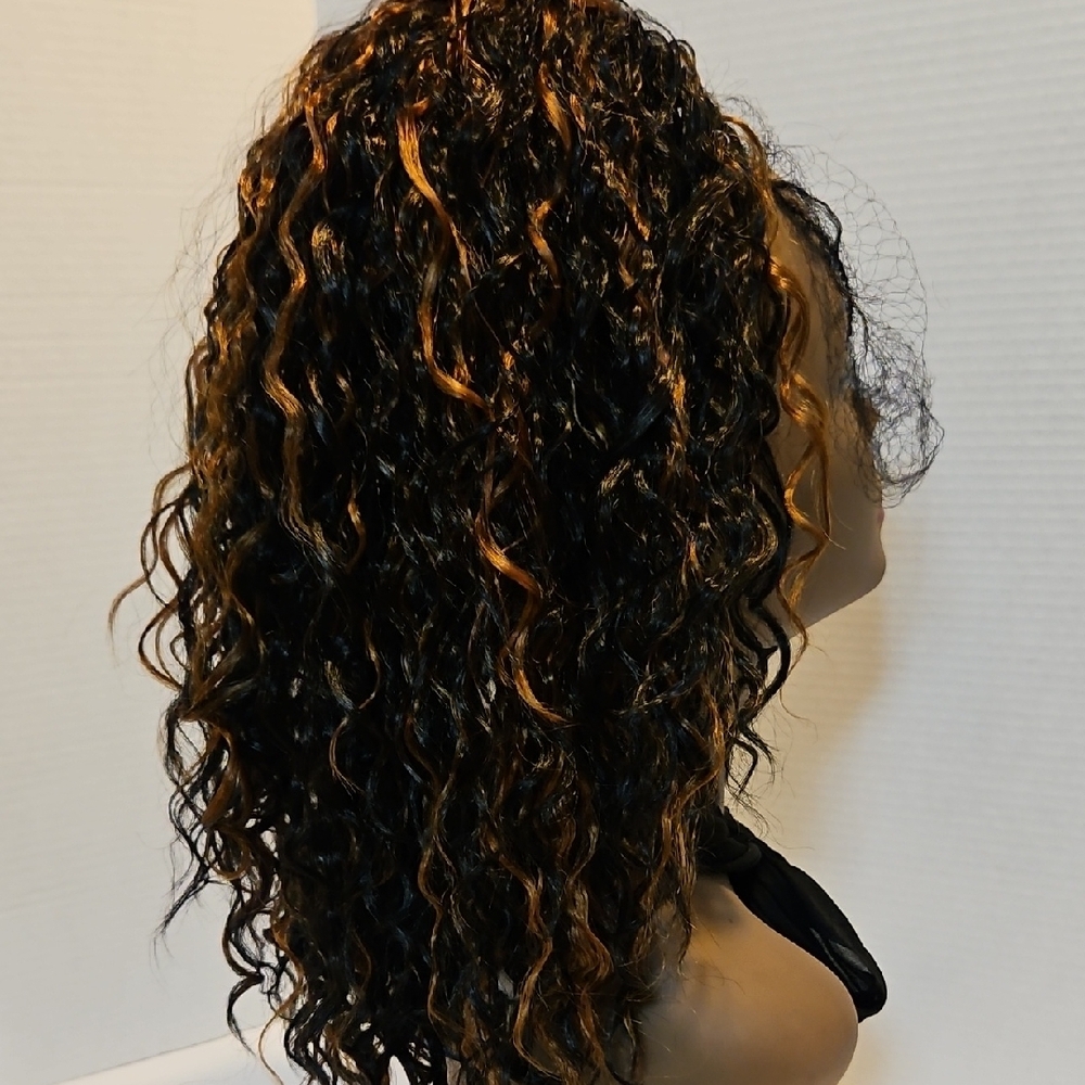 Destiny Drawstring Ponytail - Picture 4 of 7